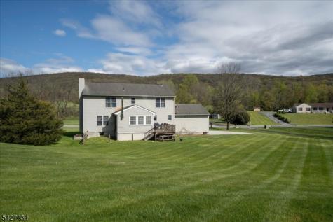 9 Carriage Lane Hardyston NJ 07419