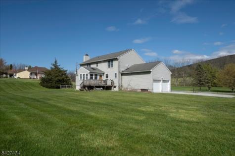 9 Carriage Lane Hardyston NJ 07419