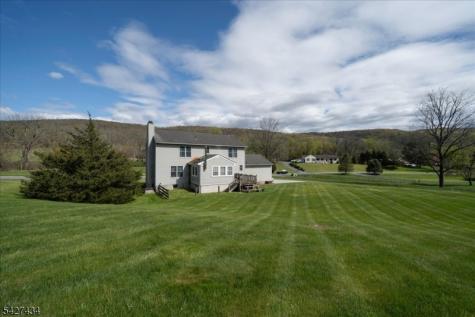 9 Carriage Lane Hardyston NJ 07419