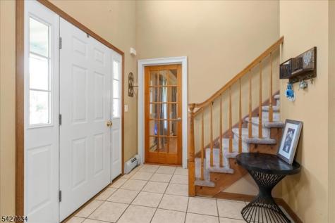 9 Carriage Lane Hardyston NJ 07419