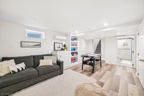 379 White Oak Ridge Road Millburn NJ 07078