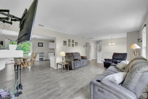 411 Shades Of Death Road Allamuchy NJ 07838