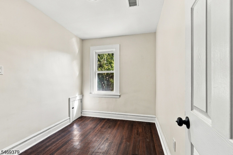 98 Vermont Avenue Newark NJ 07106