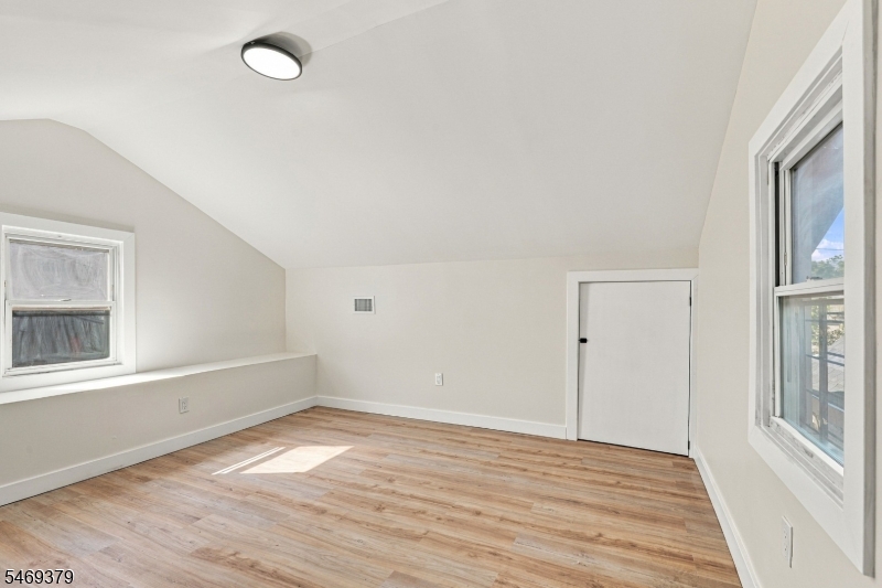 98 Vermont Avenue Newark NJ 07106