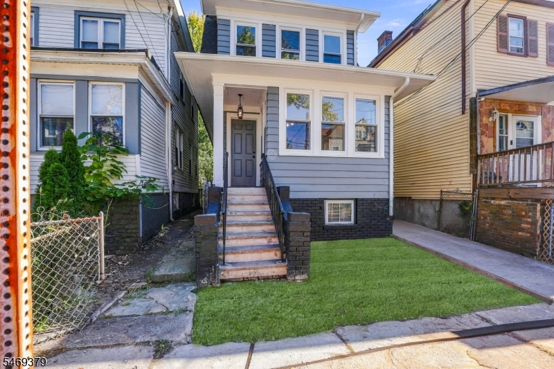 98 Vermont Avenue Newark NJ 07106