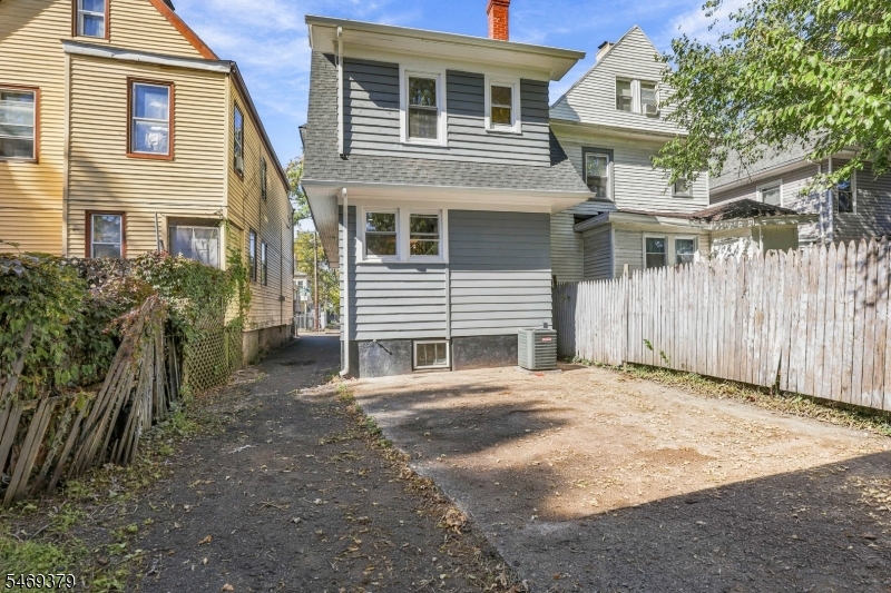 98 Vermont Avenue Newark NJ 07106
