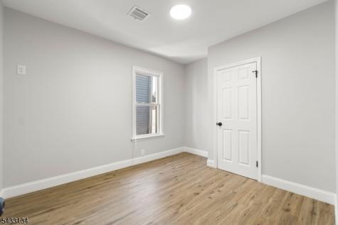 13 Orange Place Irvington NJ 07111