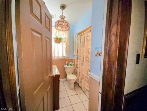 2218 Berwyn Street Union NJ 07083