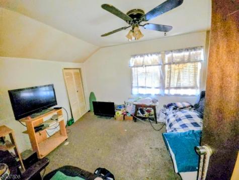 2218 Berwyn Street Union NJ 07083