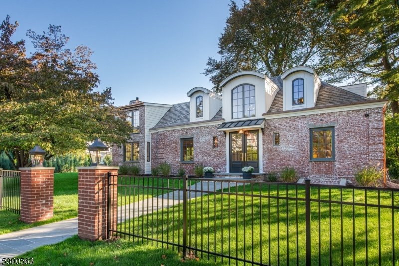 96 Gates Avenue Montclair NJ 07042