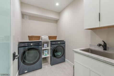 96 Gates Avenue Montclair NJ 07042