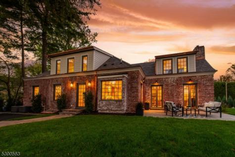 96 Gates Avenue Montclair NJ 07042