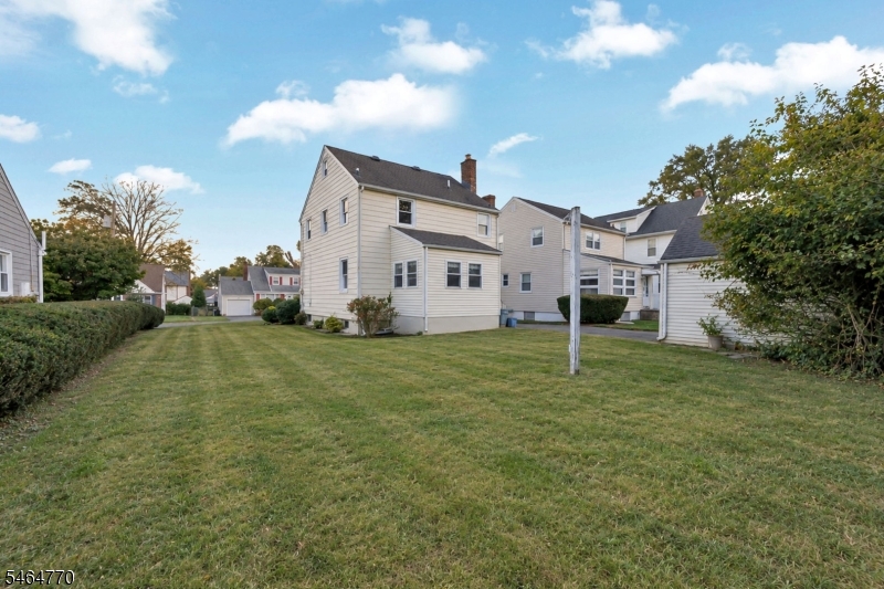 842 Travers Street Union NJ 07083