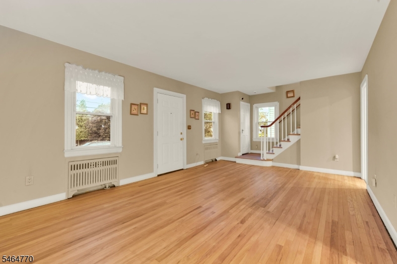 842 Travers Street Union NJ 07083