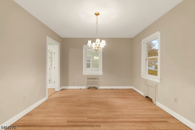 842 Travers Street Union NJ 07083