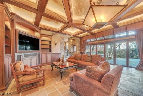 307 Freemans Lane Franklin Lakes NJ 07417