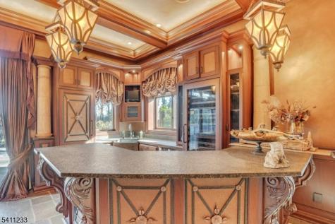 307 Freemans Lane Franklin Lakes NJ 07417