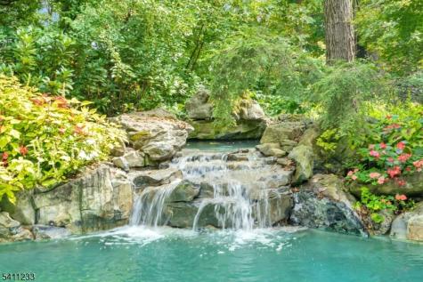 307 Freemans Lane Franklin Lakes NJ 07417