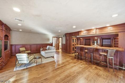 307 Freemans Lane Franklin Lakes NJ 07417