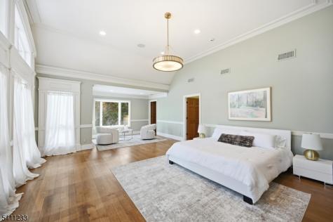 307 Freemans Lane Franklin Lakes NJ 07417