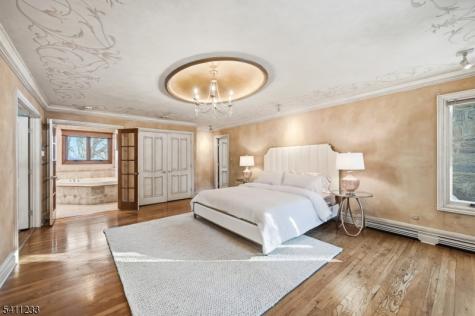 307 Freemans Lane Franklin Lakes NJ 07417