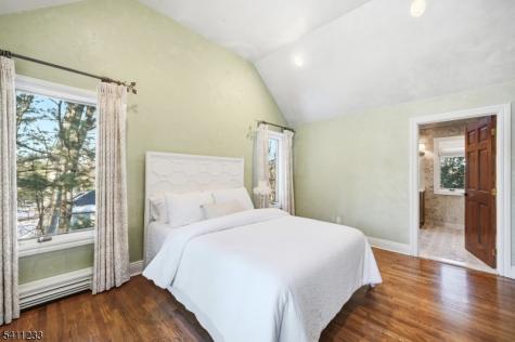 307 Freemans Lane Franklin Lakes NJ 07417