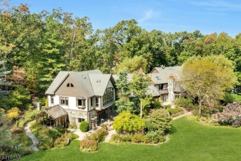 307 Freemans Lane Franklin Lakes NJ 07417