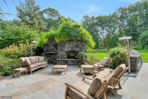 307 Freemans Lane Franklin Lakes NJ 07417