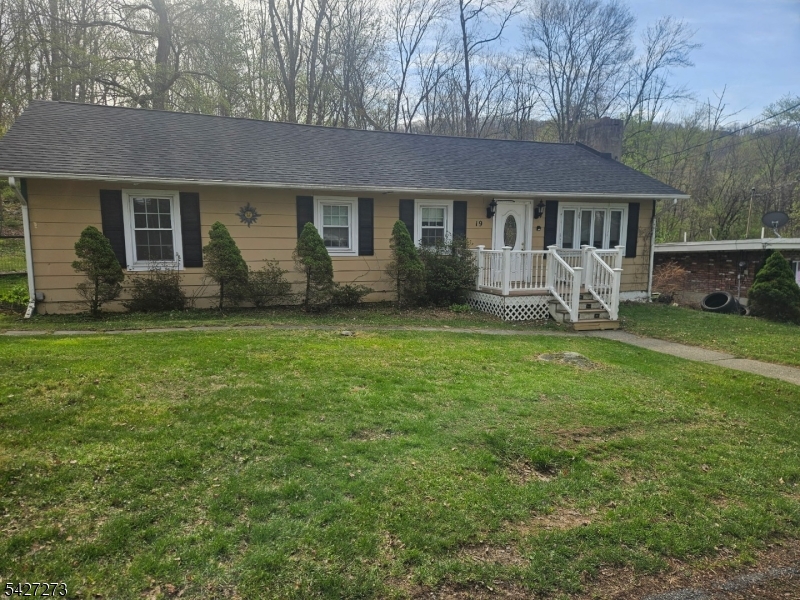 19 Pine Drive Liberty NJ 07823
