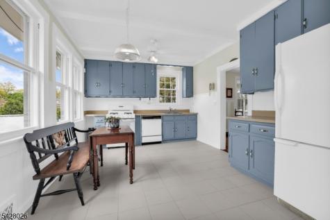 152 Long Hill Road Little Falls NJ 07424