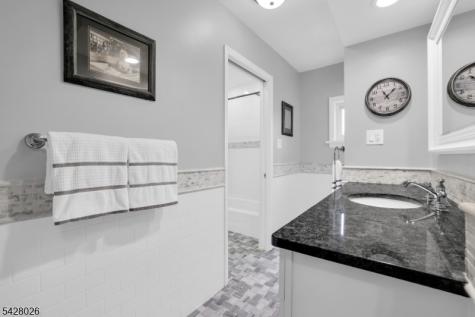 152 Long Hill Road Little Falls NJ 07424