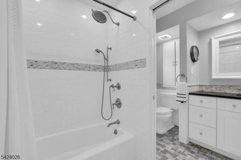 152 Long Hill Road Little Falls NJ 07424