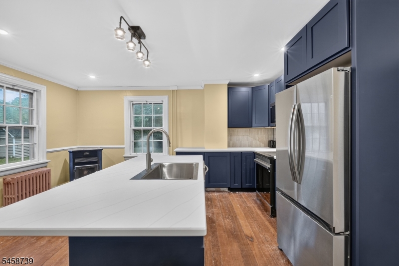 512 N Main Street Greenwich NJ 08886