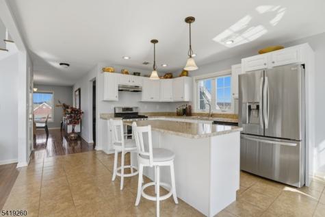 4 Coventry Road Hardyston NJ 07419