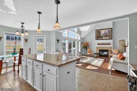 4 Coventry Road Hardyston NJ 07419