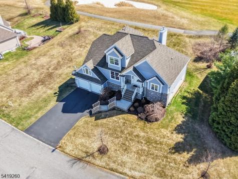 4 Coventry Road Hardyston NJ 07419
