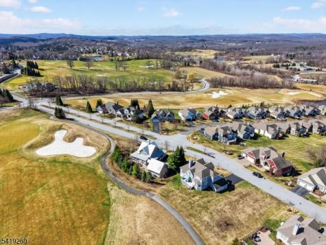 4 Coventry Road Hardyston NJ 07419