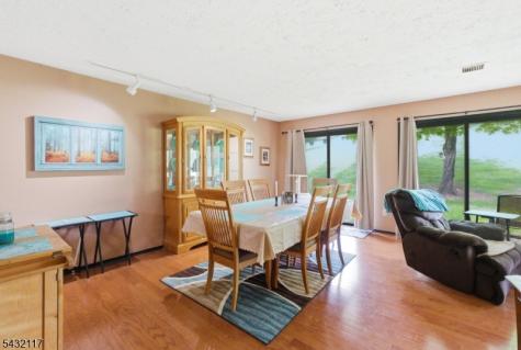 55 Meadowview Drive Clinton NJ 08801