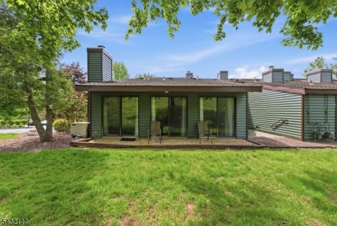 55 Meadowview Drive Clinton NJ 08801