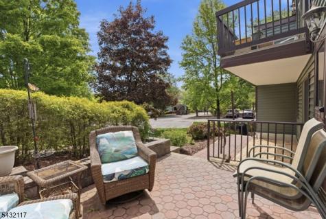 55 Meadowview Drive Clinton NJ 08801