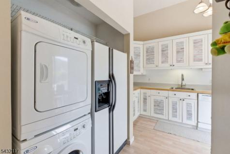 55 Meadowview Drive Clinton NJ 08801