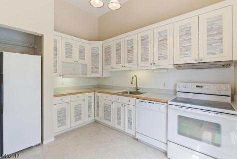 55 Meadowview Drive Clinton NJ 08801