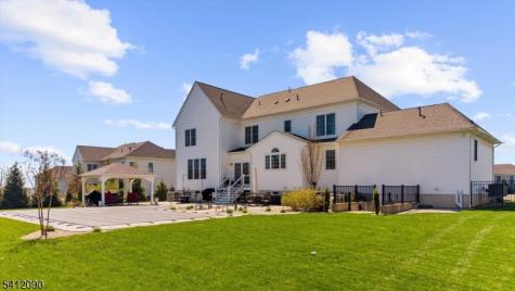 9 Donna Drive Raritan NJ 08822