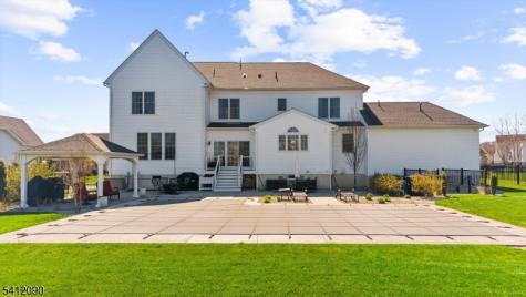 9 Donna Drive Raritan NJ 08822