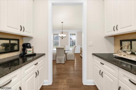 9 Donna Drive Raritan NJ 08822