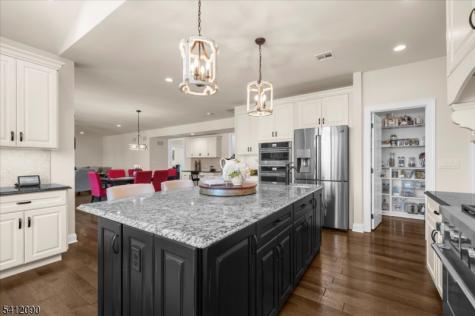 9 Donna Drive Raritan NJ 08822