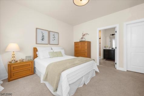 9 Donna Drive Raritan NJ 08822