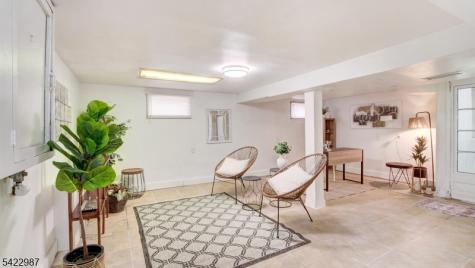 34 Greenlawn Drive Lodi NJ 07644