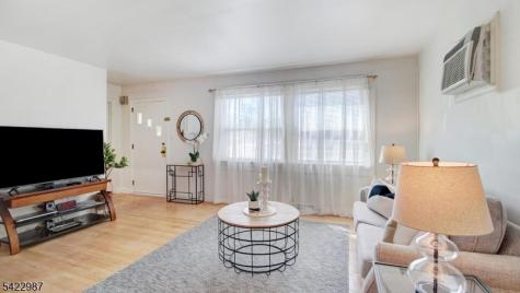34 Greenlawn Drive Lodi NJ 07644