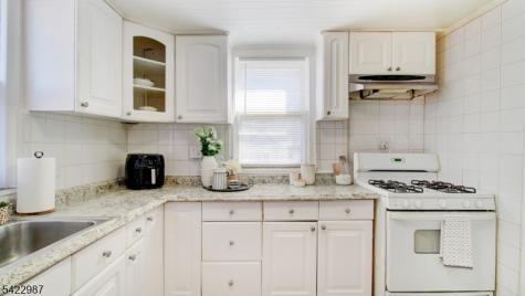 34 Greenlawn Drive Lodi NJ 07644